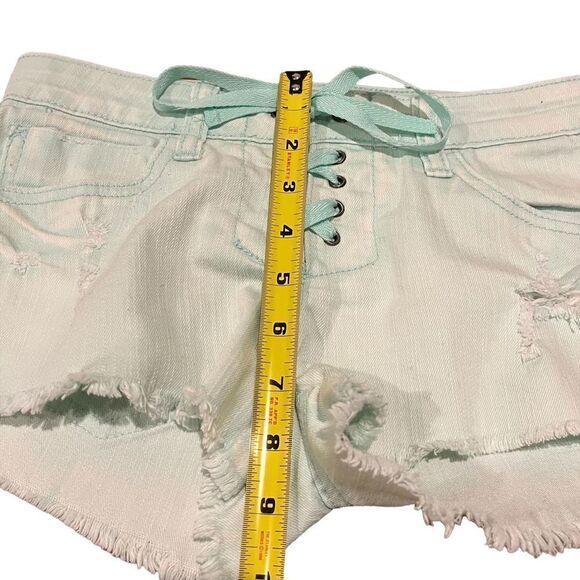 Ocean Drive Seafoam Green Distressed Lace-Up Jean Shorts Women’s 0 - Picture 8 of 8